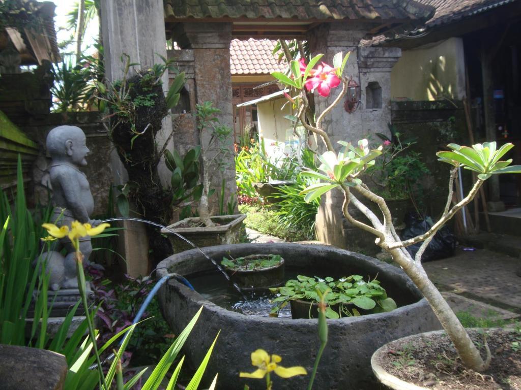 Gusti Home Stay Ubud Εξωτερικό φωτογραφία
